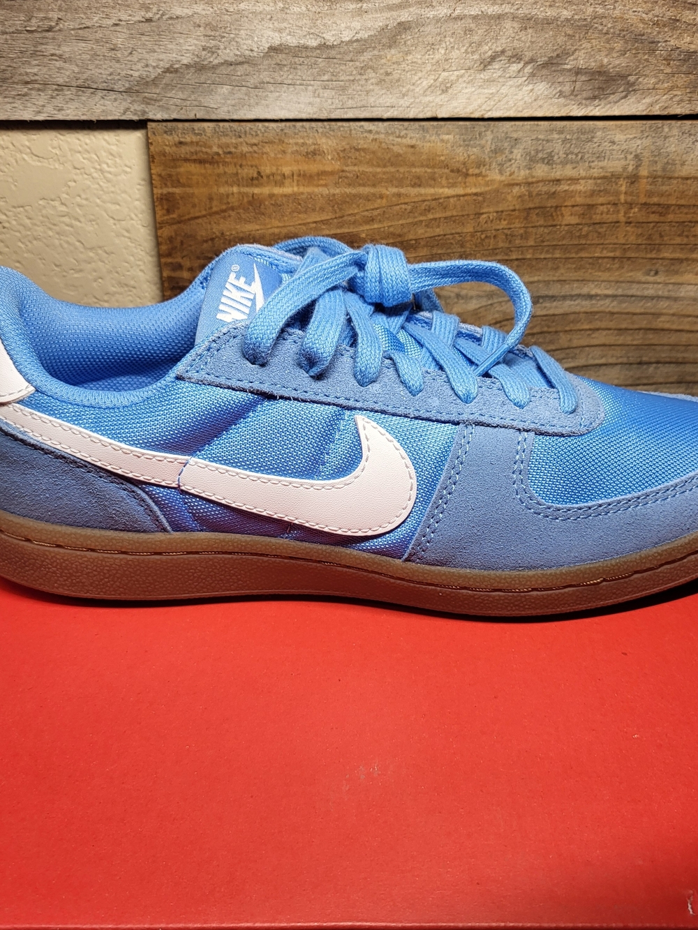 *NEW* Nike Field General (GS) University Blue/White Size 7Y Women's 8.5